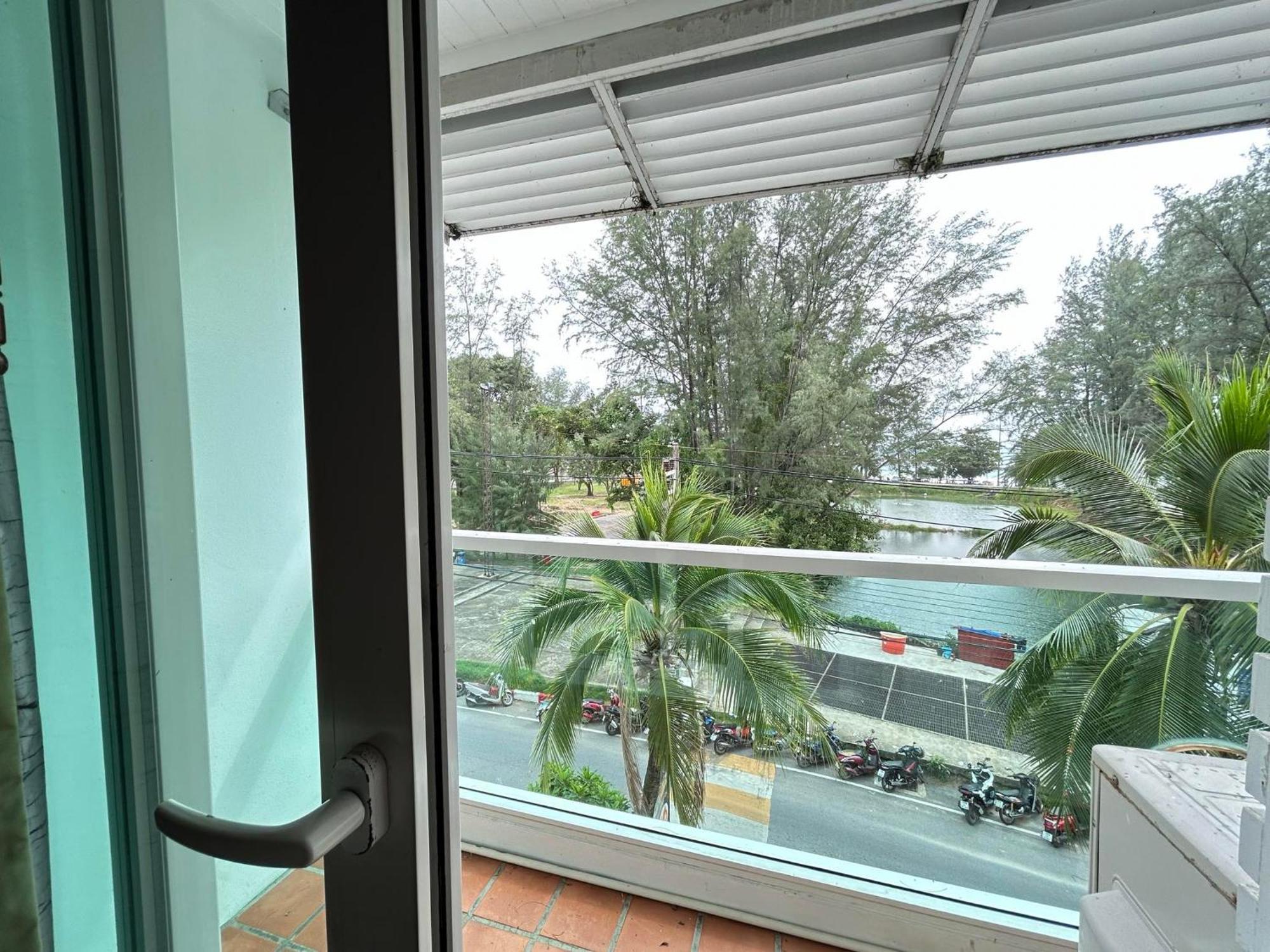 Benyada Lodge - Surin Beach Exterior foto